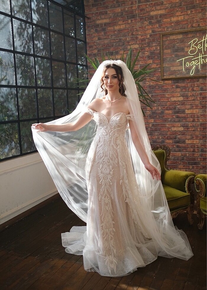 Dantelli tasarım gelinliğim - Görsel 3