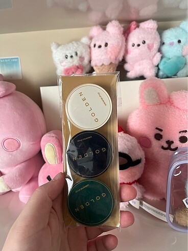 golden phone ring