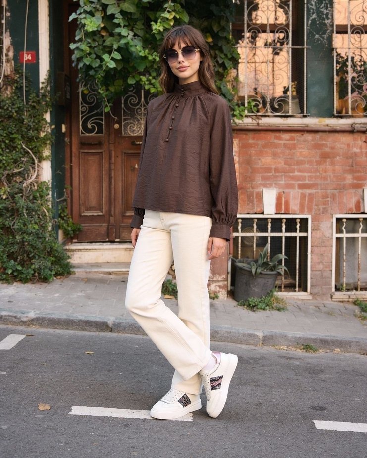 Kadın Kahverengi Manşet Yaka Gömlek - Görsel 4