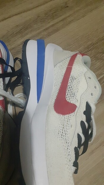 Nike NIKE 