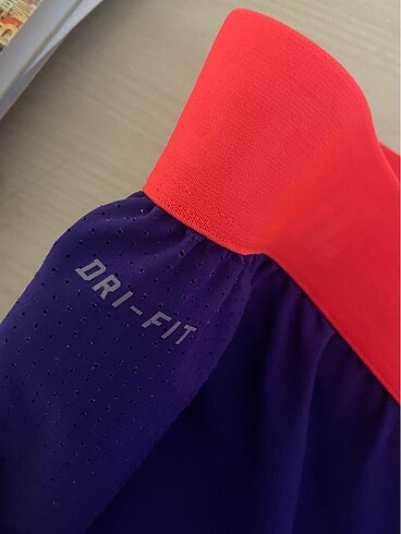 m Beden Nike deniz şortu