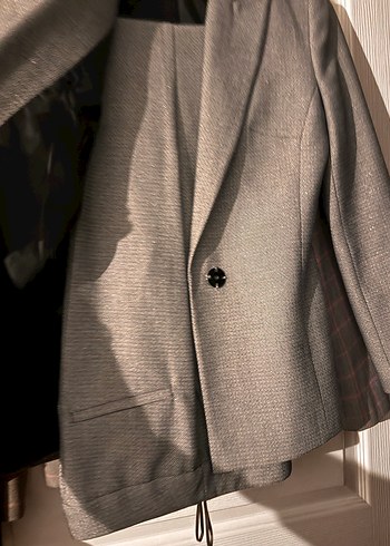 Gri parlak Kadın Düğmeli Ofis takım elbise - Görsel 4