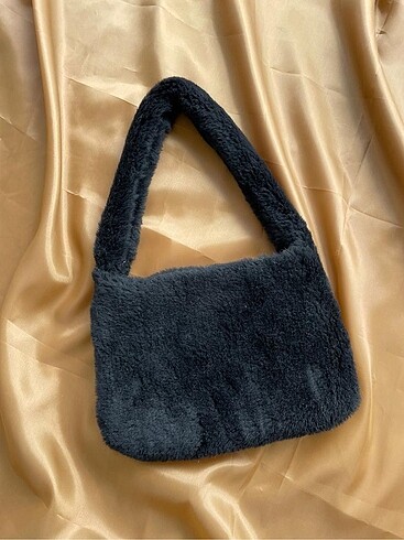 Düz Siyah Peluş Çanta/28