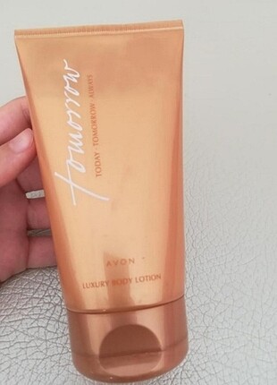 Avon Tomorrow Kadın Vücut losyonu 