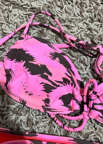 Pembe Bağcıklı Bikini Takımı - Görsel 3