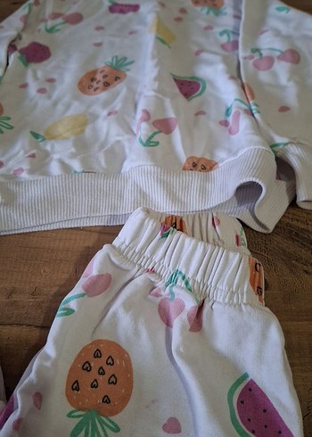 Beyaz, Uzun Kollu, Örme Bebek Kız Takımı - Görsel 2