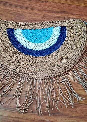 Püsküllü Nakışlı Örgü Bohem Clutch