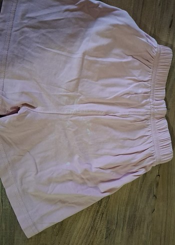 Kız Çocuk Pembe Düğmeli Şort - Görsel 2