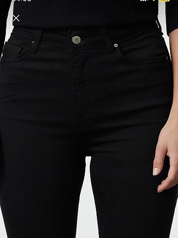 32 Beden Solmayan yüksek bel flare jean