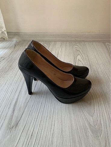 İnce Topuk Platform Ayakkabı - Görsel 5