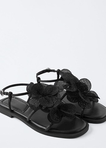 Zara Yapay Çiçekli Taşlı Kadın Sandalet