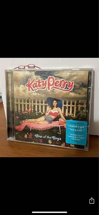 Katy Perry - One Of The Boys