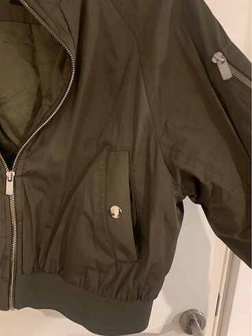 Network Network Haki Bomber Mont