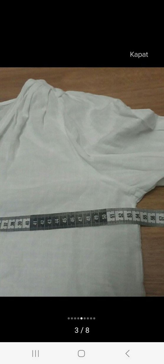 Kadın Beyaz V Yaka Düğmeli Keten Gömlek - Görsel 4