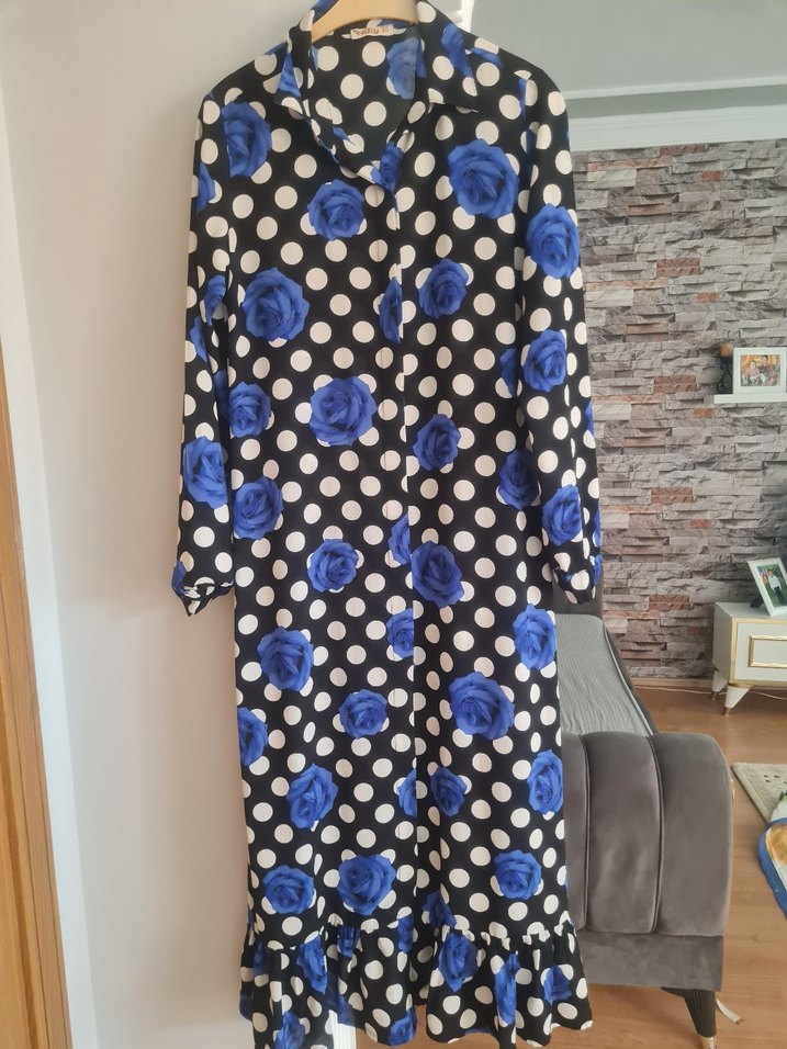 Mavi Çiçekli Puantiyeli Uzun Kadın Elbise - Görsel 2