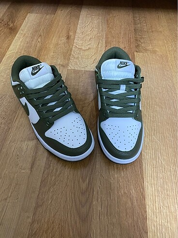 Nike dunk low haki yeşili