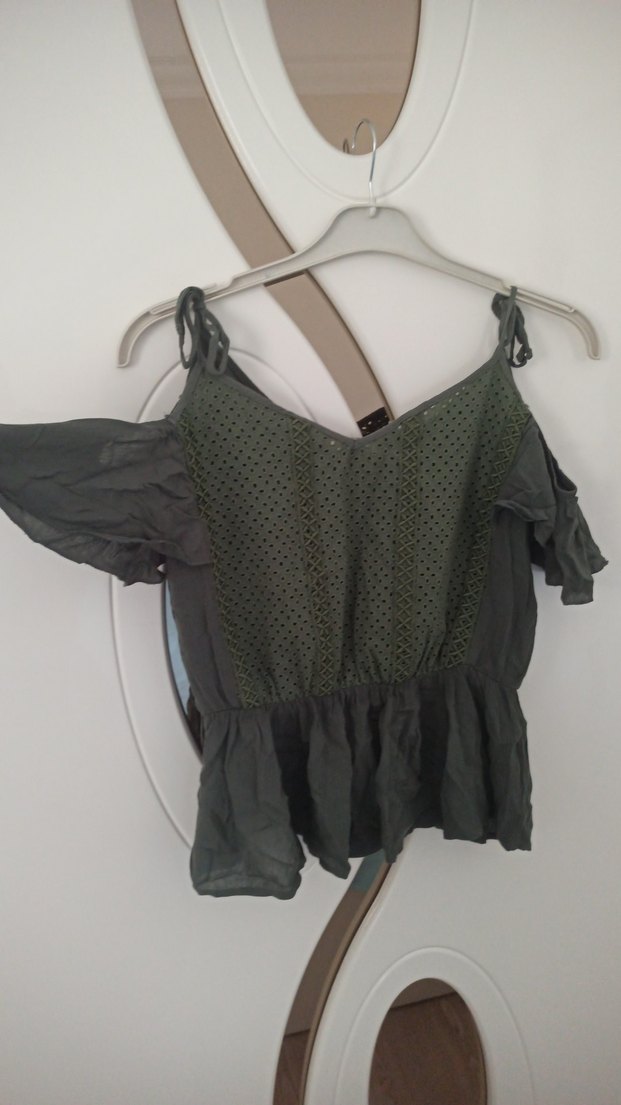 yeşil buluz - Görsel 2