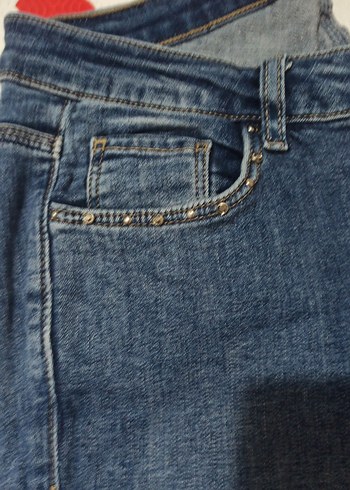 Düğmeli Nakışlı taşlı Mavi Kadın Kot Pantolon - Görsel 3