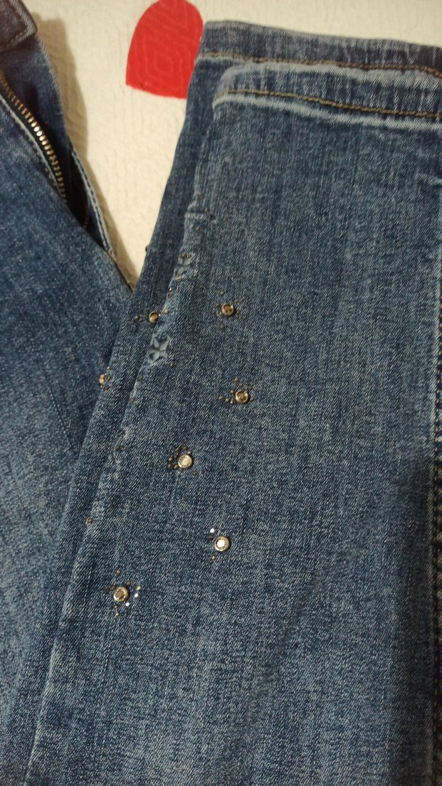 Düğmeli Nakışlı taşlı Mavi Kadın Kot Pantolon - Görsel 2