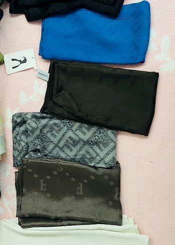 Çeşitli şal ve eşarplar - Görsel 2