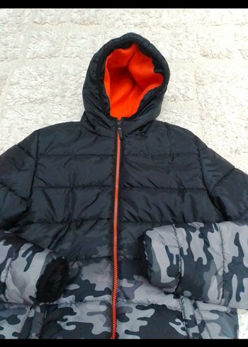 Erkek Çocuk Kamuflaj Desenli Kapüşonlu Mont - Görsel 5