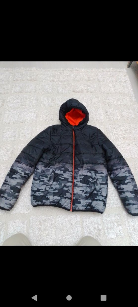 Erkek Çocuk Kamuflaj Desenli Kapüşonlu Mont - Görsel 3