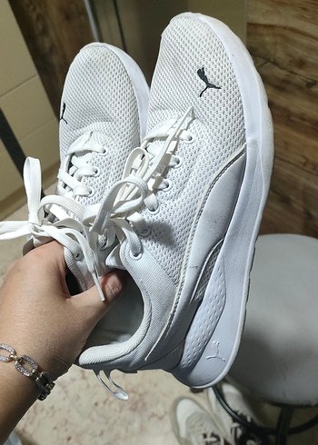 Puma Puma Beyaz Kadın Spor Ayakkabı Velcro Bağcıklı