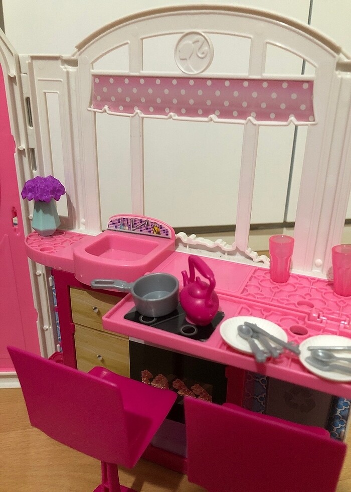 Barbie house taşınabilir portatif ev yenisi 7500 tl - Görsel 5