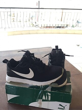 Nike Spor Ayakkabı