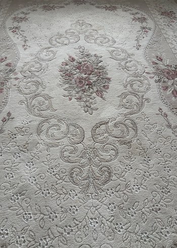 İşlemeli Beyaz Klasik Halı - Görsel 4