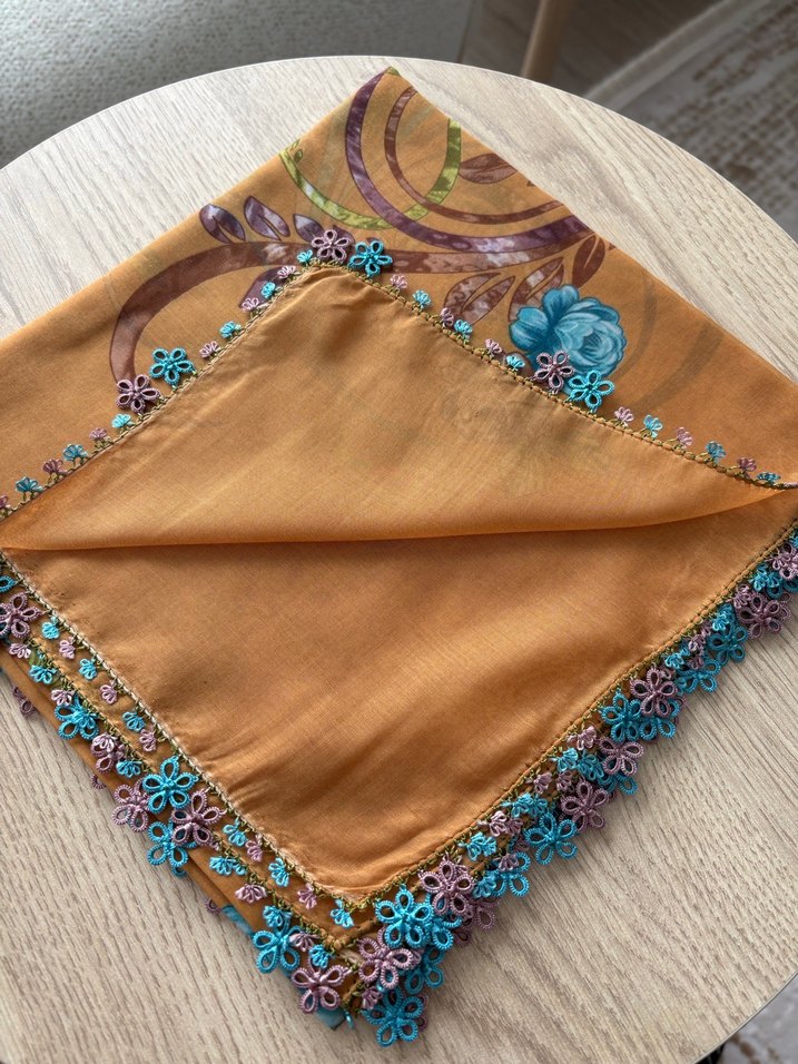 Mekik Detaylı Hardal Sarısı Başörtüsü - Görsel 2