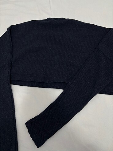 s Beden Crop Kazak