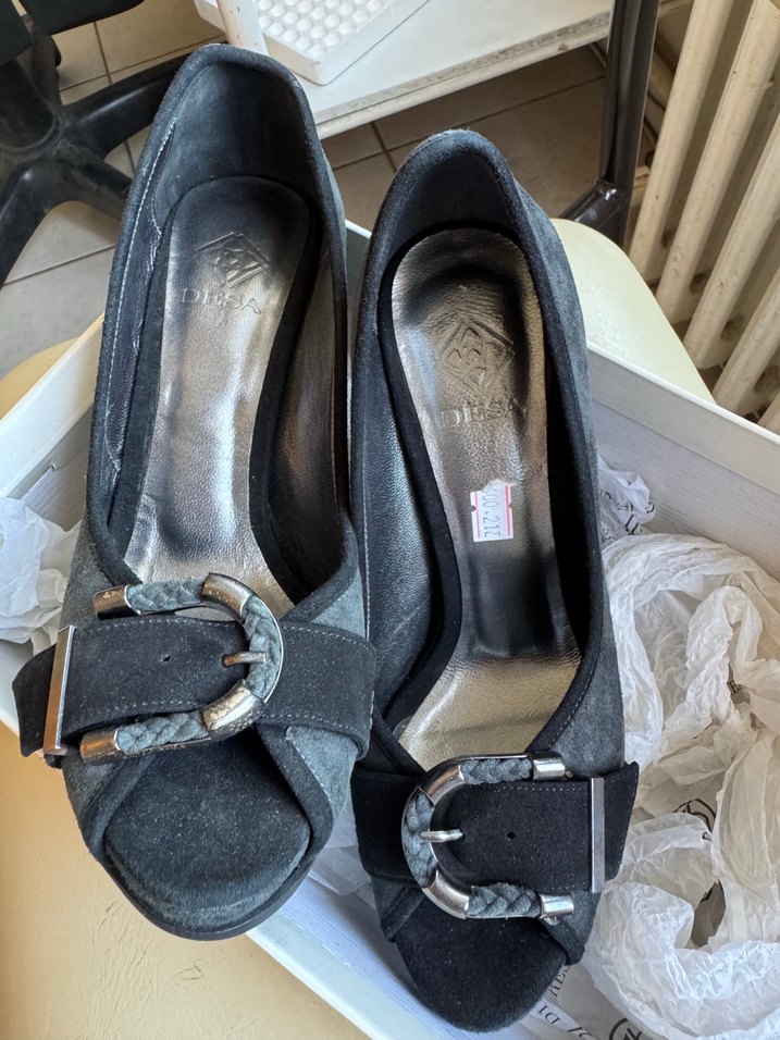 Gri Yılan Desenli Dolgu Topuklu Kadın Ayakkabı - Görsel 2