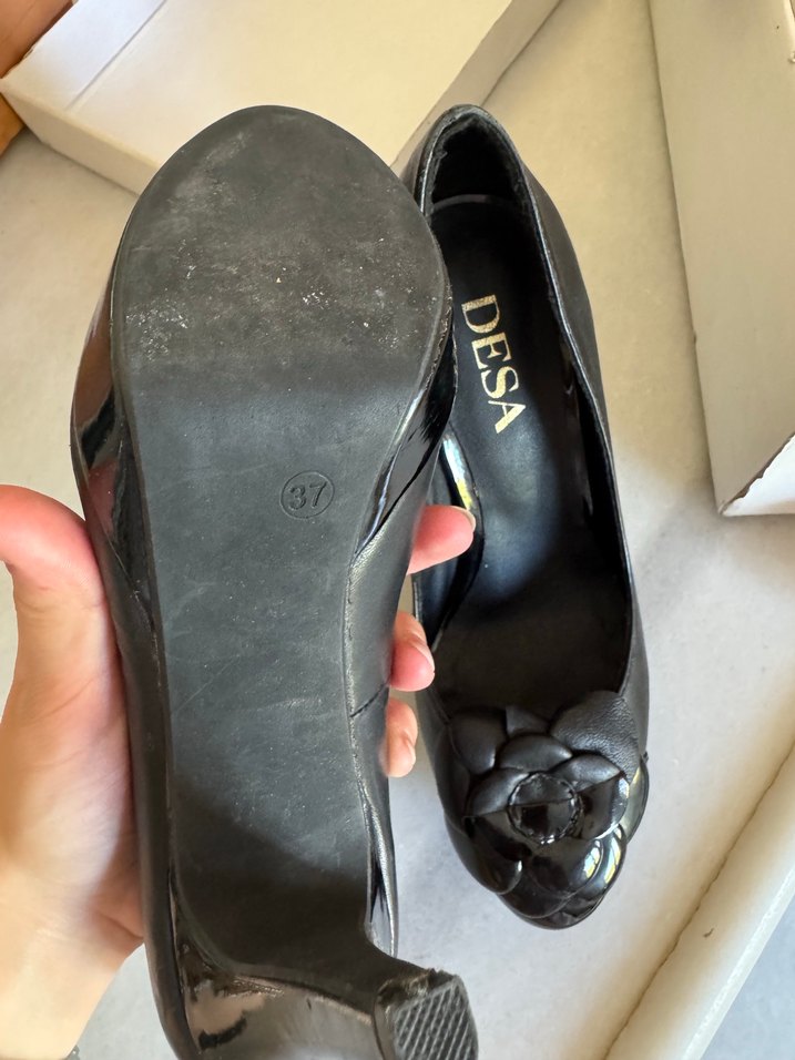 Siyah Deri Tokalı Kadın Topuklu Ayakkabı - Görsel 2