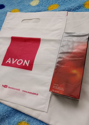 Avon awaken Parfüm