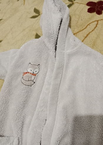 erkek kız Çocuk Beyaz Nakışlı Bornoz - Görsel 2