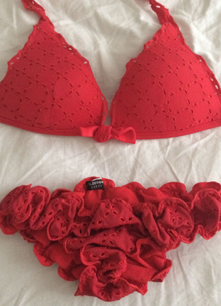 36 Beden kırmızı Renk Calzedonia bikini
