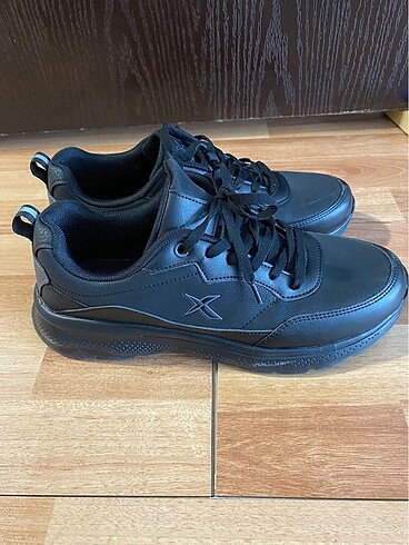 Rahat tabanlı spor ayakkabı unisex 40-41