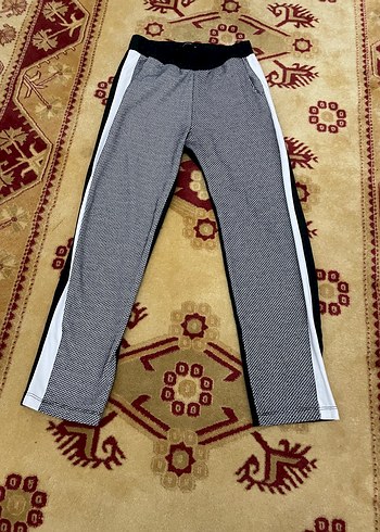 Gri Yılan Desenli Kadın Kumaş Pantolon