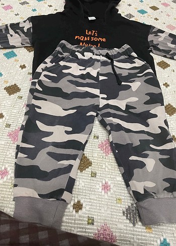 Kamuflaj Desenli Kapüşonlu Bebek Takımı - Görsel 3
