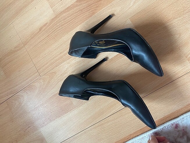 36 Beden siyah Renk Siyah topuklu ayakkabı