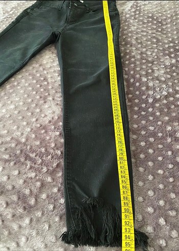 Püsküllü Siyah  Kadın Kot Pantolon - Görsel 4