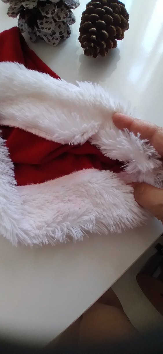 Kızlar için kırmızı kürklü bere - Görsel 4