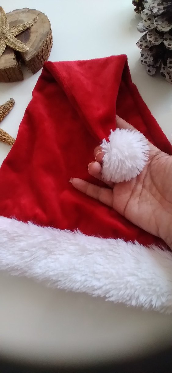 Kızlar için kırmızı kürklü bere - Görsel 2