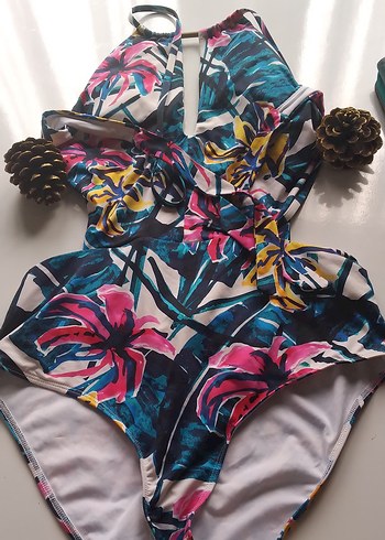 LC Waikiki universal