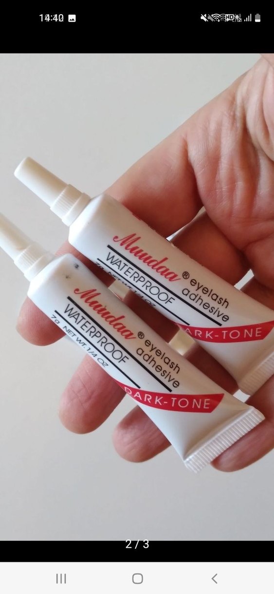 Renkli Suya Dayanıklı Takma Kirpik Yapıştırıcısı - Görsel 2