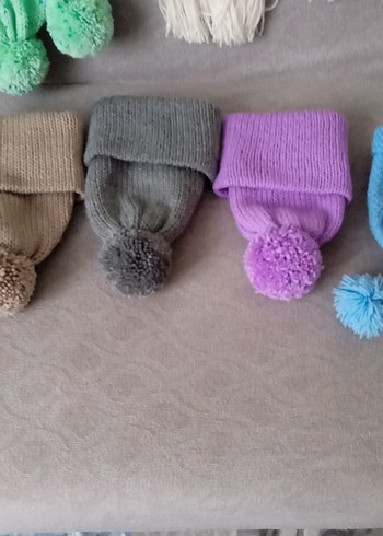 Kadın Gri Örgü Ponponlu Bere - Görsel 3