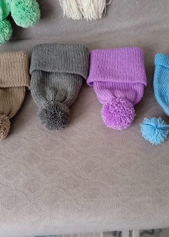 Kadın Gri Örgü Ponponlu Bere - Görsel 2