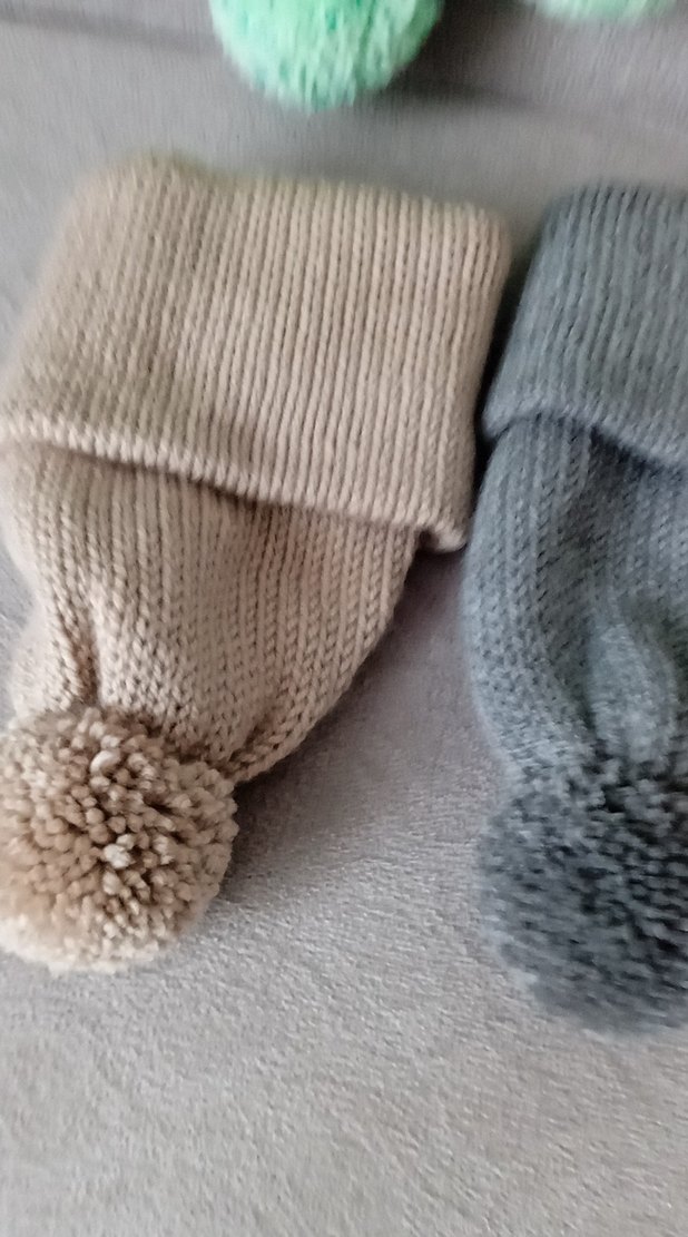 Kadın Gri Örgü Ponponlu Bere - Görsel 5