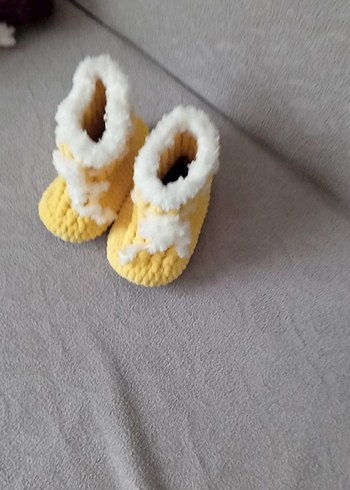 Kız Çocuk Sarı Örgü Sıcak Ev Terliği - Görsel 2